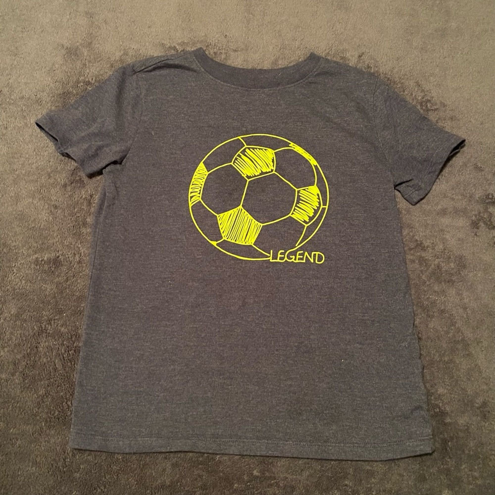 Size 6/7 Cat & Jack Tee